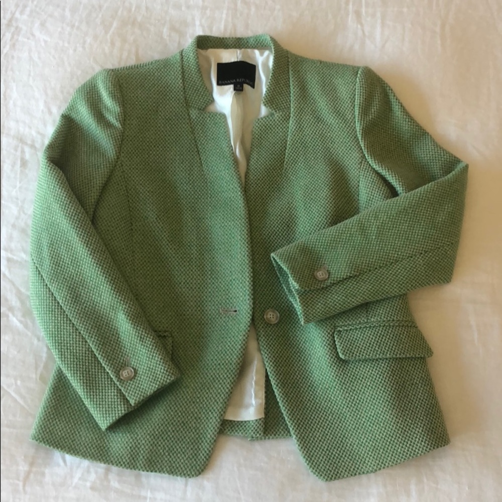 Cropped Sleeve Blazer